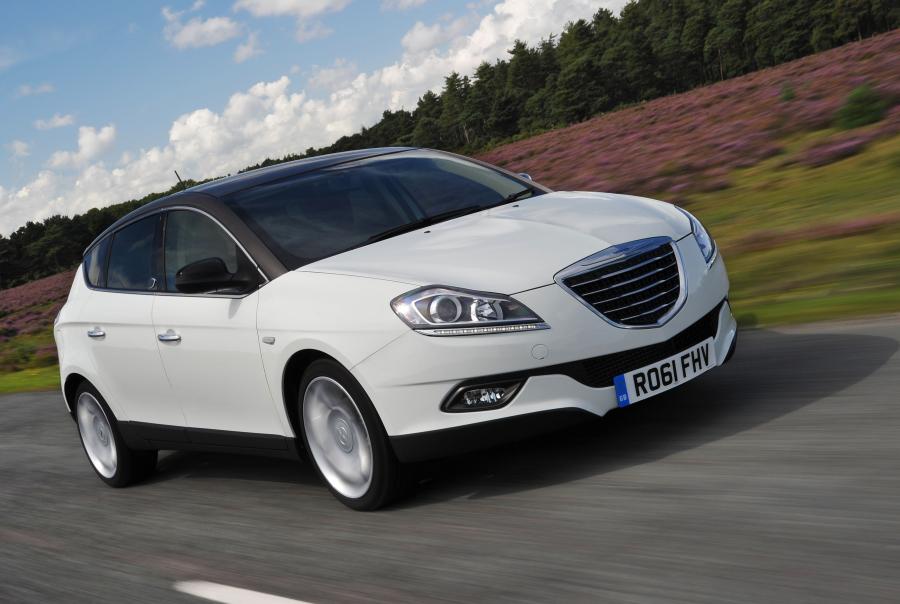  Chrysler Delta 2011 года  (фото 44 из 69)